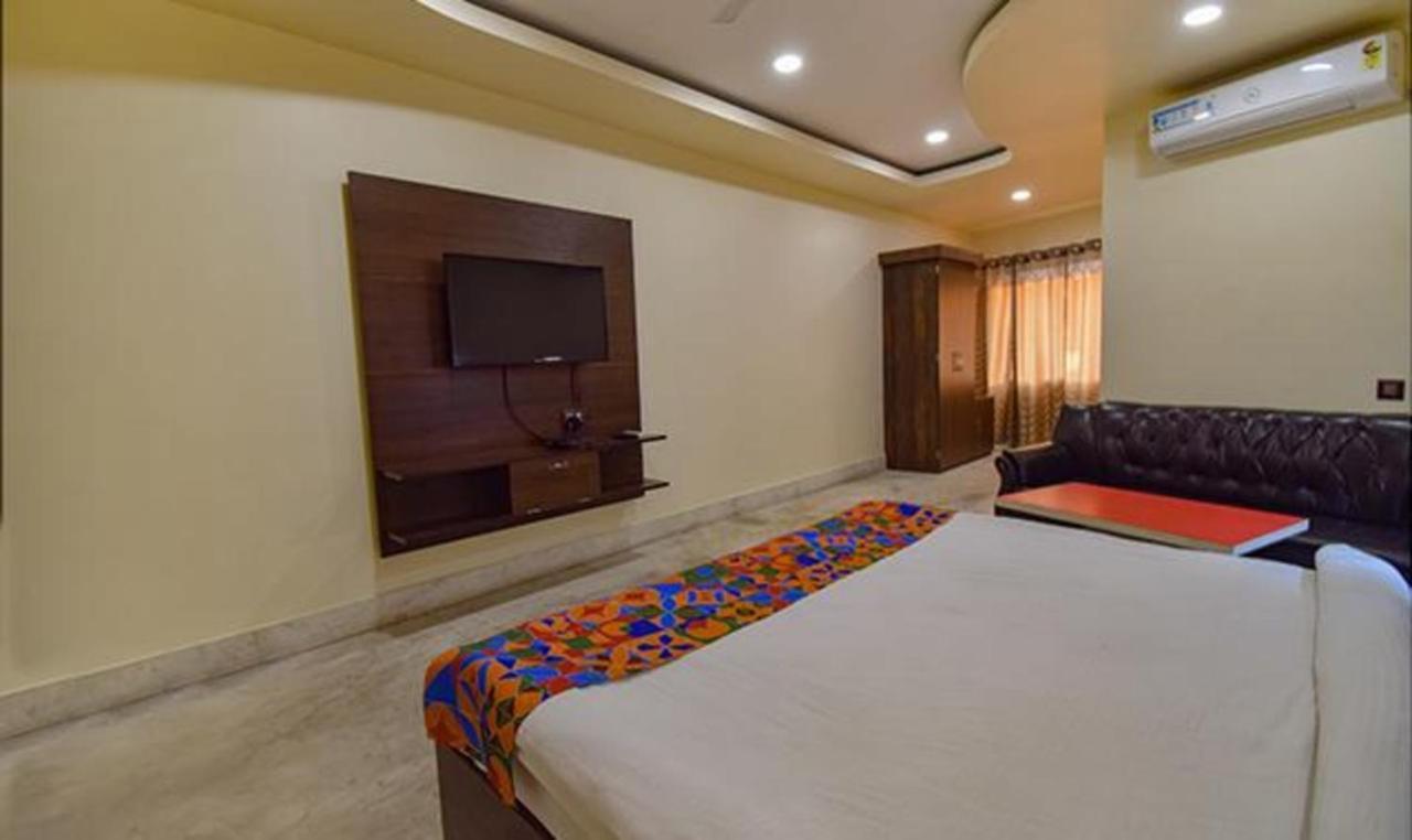 Fabhotel Rr Suites Guwahati Dış mekan fotoğraf