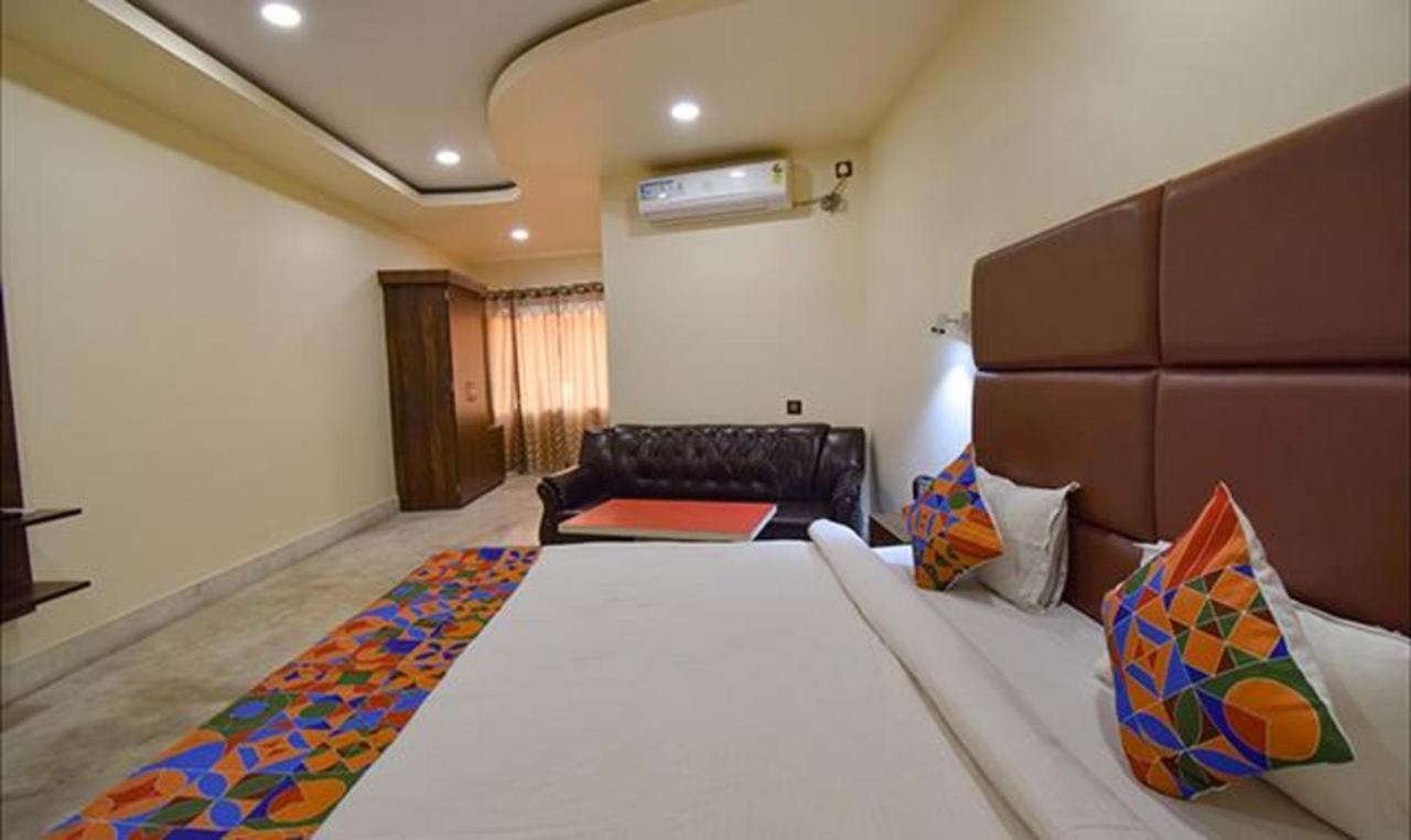 Fabhotel Rr Suites Guwahati Dış mekan fotoğraf